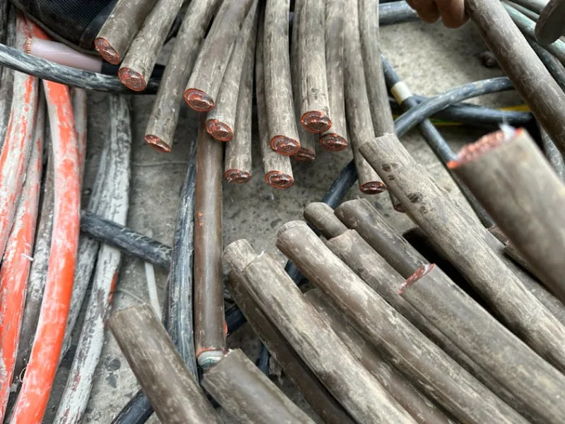 Thua mua đồng cáp, đồng dây điện